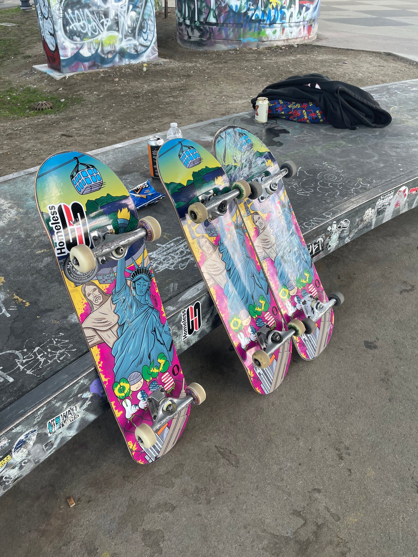 statue skateboard deck